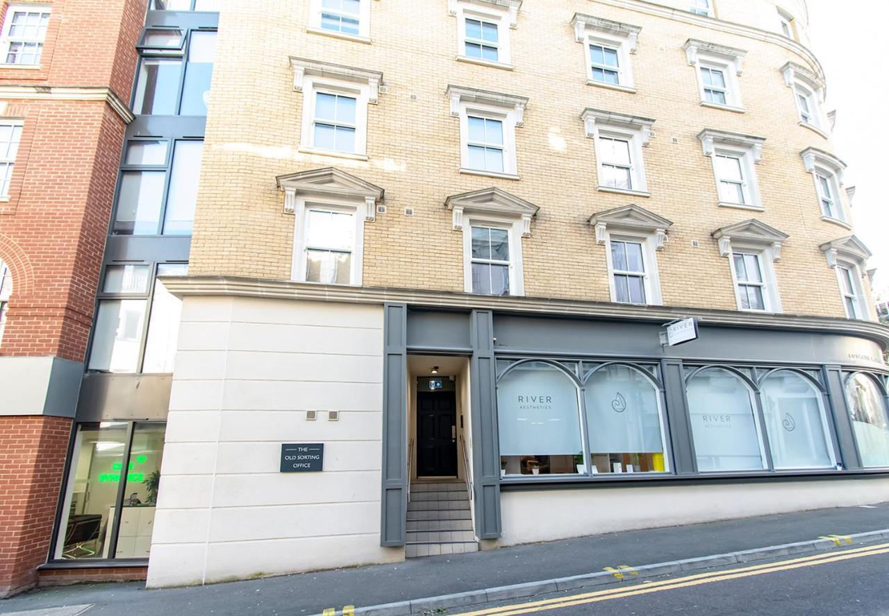 Modern 1 Bed Flat 2 Mins Walk From Restaurants Bars Clubs & Beach! Wow! Leilighet Bournemouth Eksteriør bilde