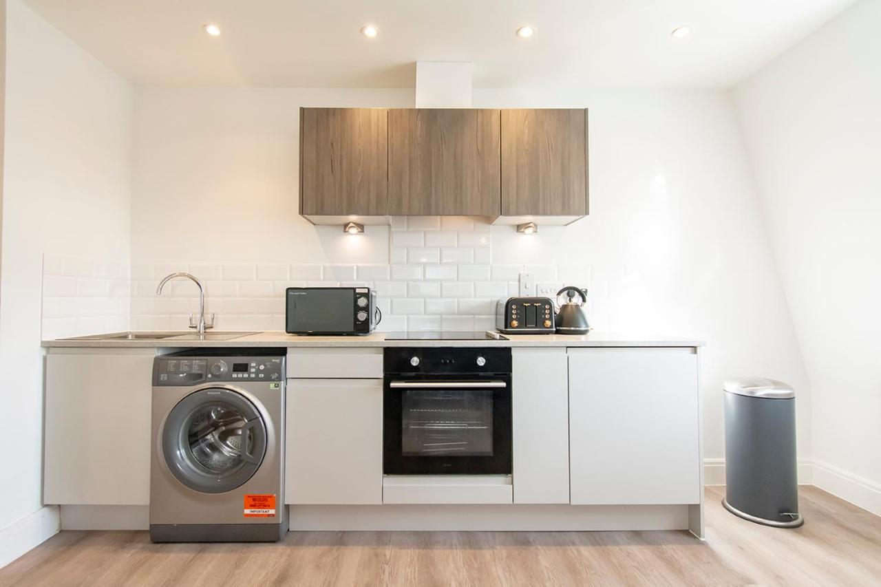 Modern 1 Bed Flat 2 Mins Walk From Restaurants Bars Clubs & Beach! Wow! Leilighet Bournemouth Eksteriør bilde